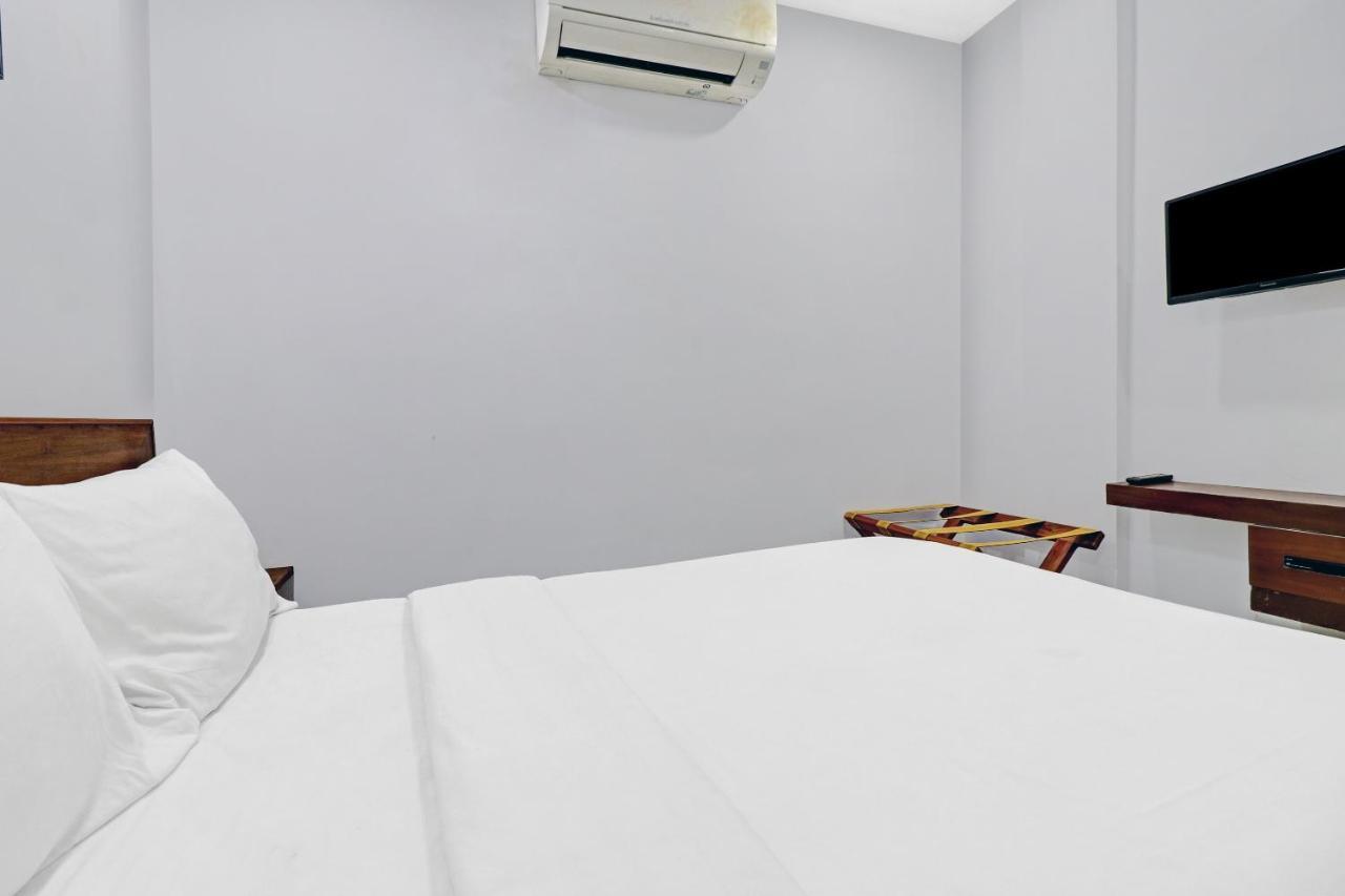 Oyo Townhouse 595 Majestic Inn Kochi Eksteriør bilde
